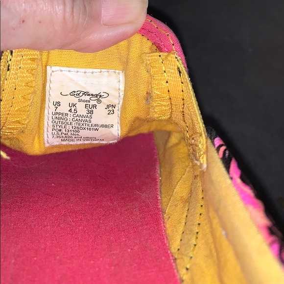 slip-on shoes.Yellow and hot pink canvas upper - Picture 5 of 8